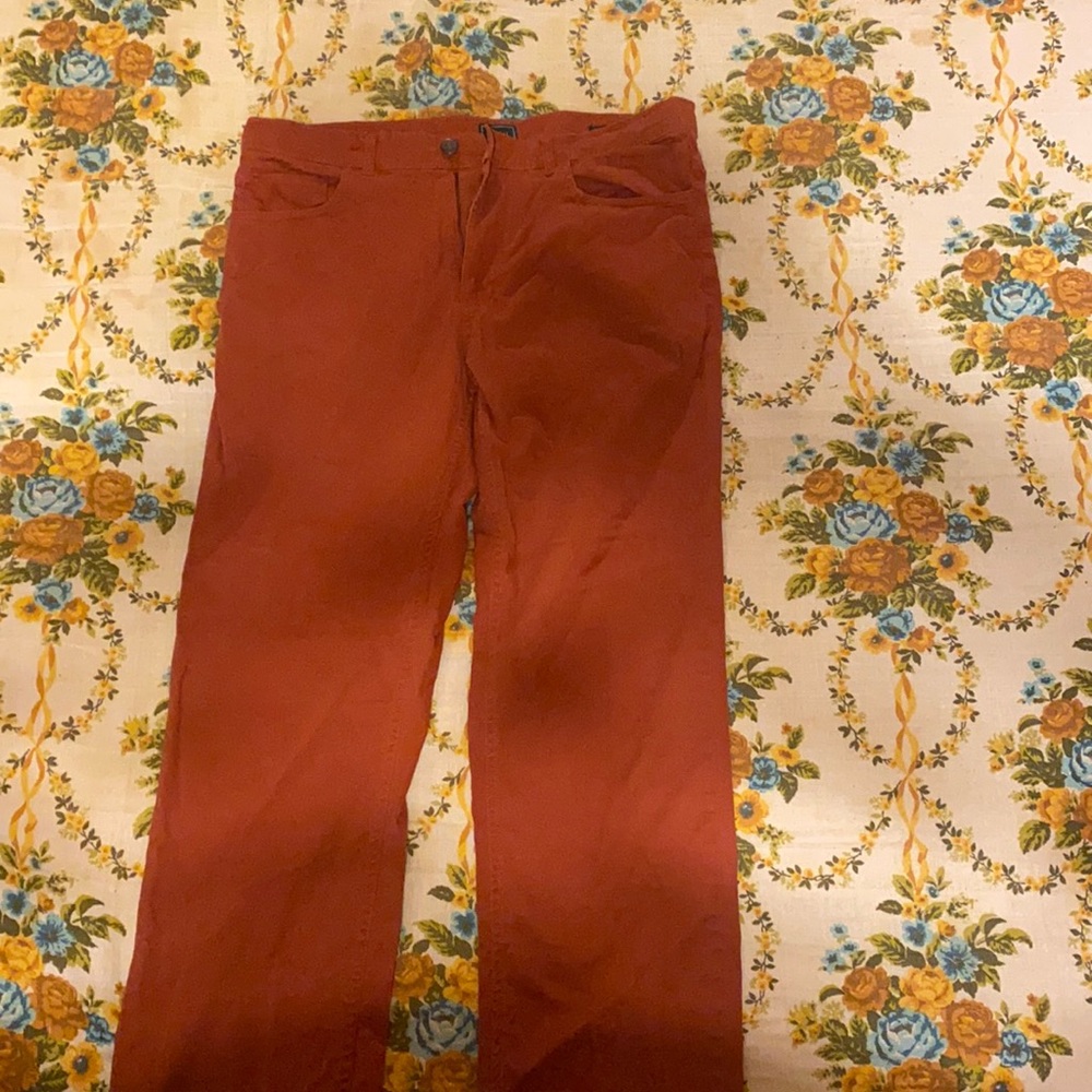 Slim fit pants